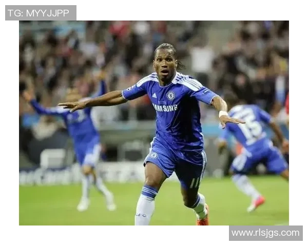 世界足坛历代顶级中锋球星实力排行与传奇风采盘点