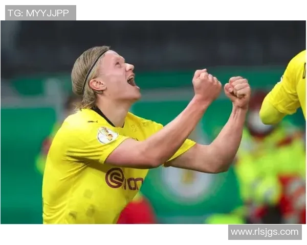 全球足球球星排名前三位揭晓谁是当今足坛最强人物