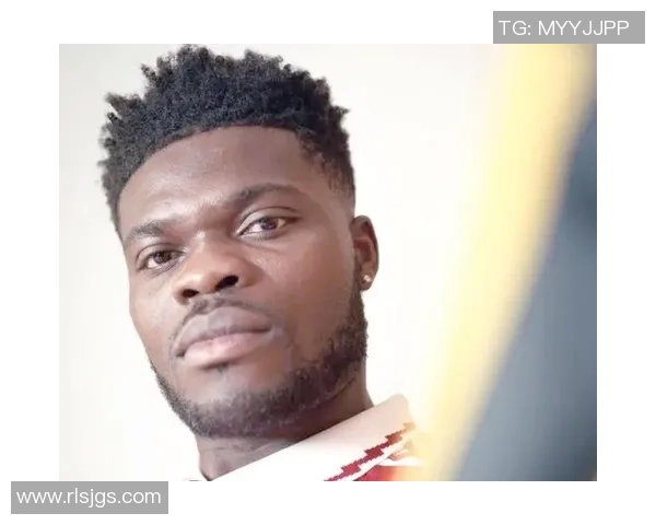 加纳著名足球球星涉嫌杀人案件引发社会各界持续热议